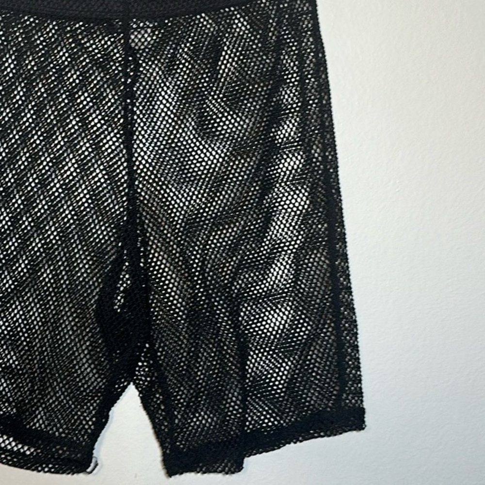 Fishnet Shorts - Picture 2 of 3